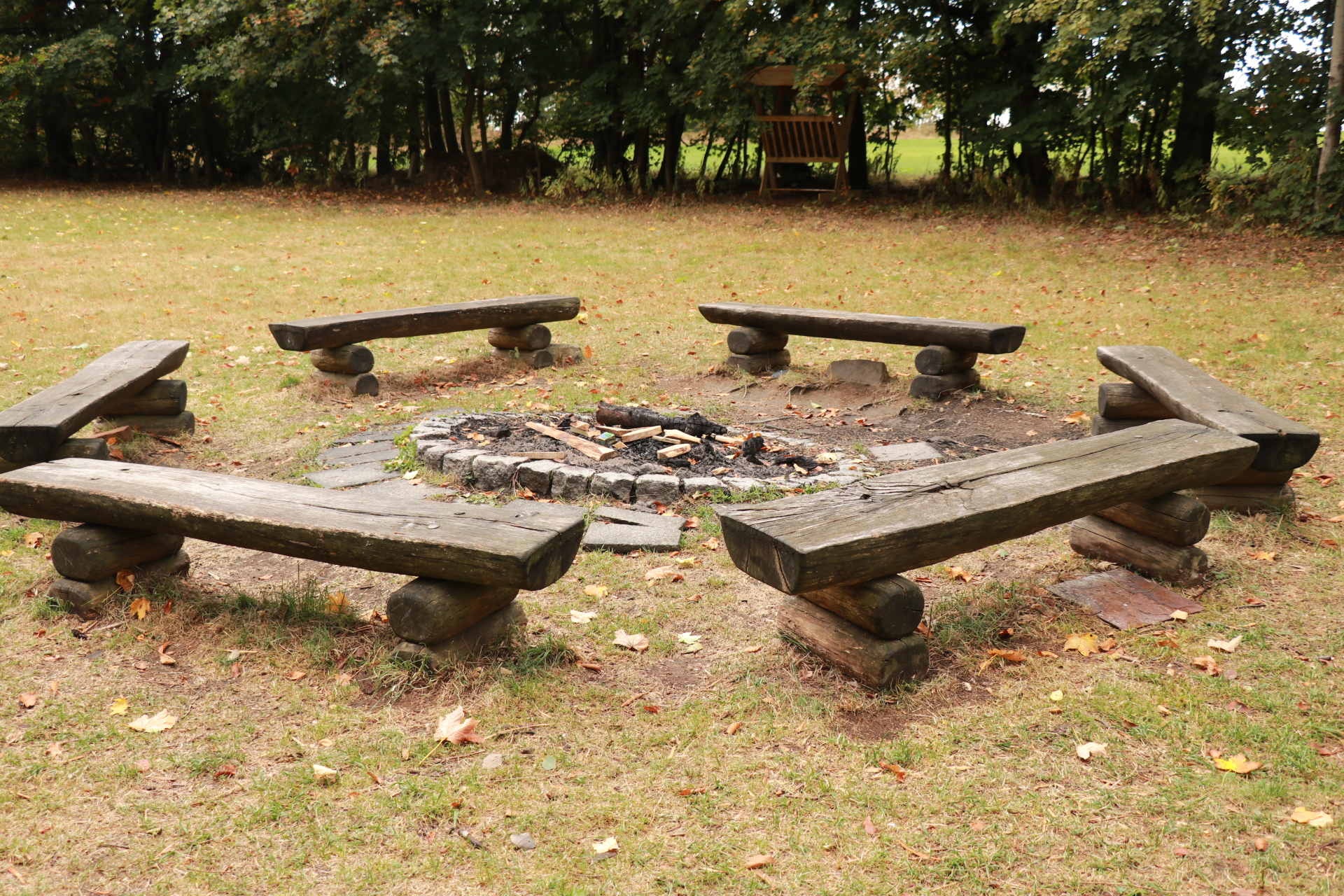 tl_files/kreuzgymnasium/files/Mayenhof/Mayenhof Grillplatz.JPG